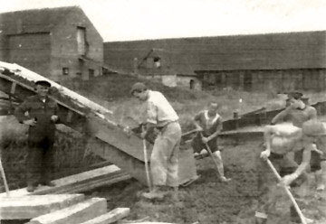 Um 1970 an der Entladestelle des VEB Ziegelei Genthin