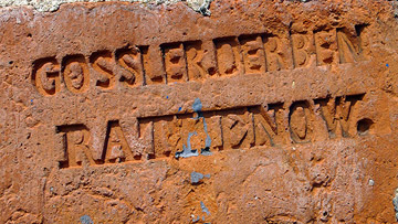 Ziegelstempel Handstrichziegel GOSSLER. DERBEN RATHENOW. Foto Hartwig