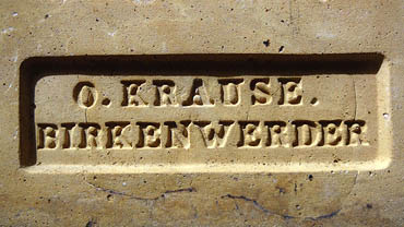 Ziegel nachgepresst Birkenwerder, Oskar Krause, Sohn von F.C.K., ca.1860-1885, Stempel um 1860. Berlin, Charitégelände.