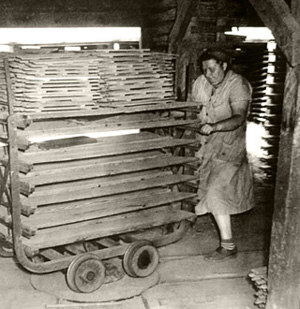 Frauen bei der Arbeit Drehscheibe