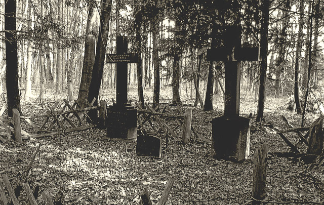Grabstelle der Familie von Knoblauch ehemaliger Schloßpark Ferchesar. 